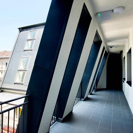 Premium Apartment By Hi5 - Penthouse Studio + Rooftop 부다페스트 외부 사진
