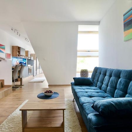 Premium Apartment By Hi5 - Penthouse Studio + Rooftop 부다페스트 외부 사진
